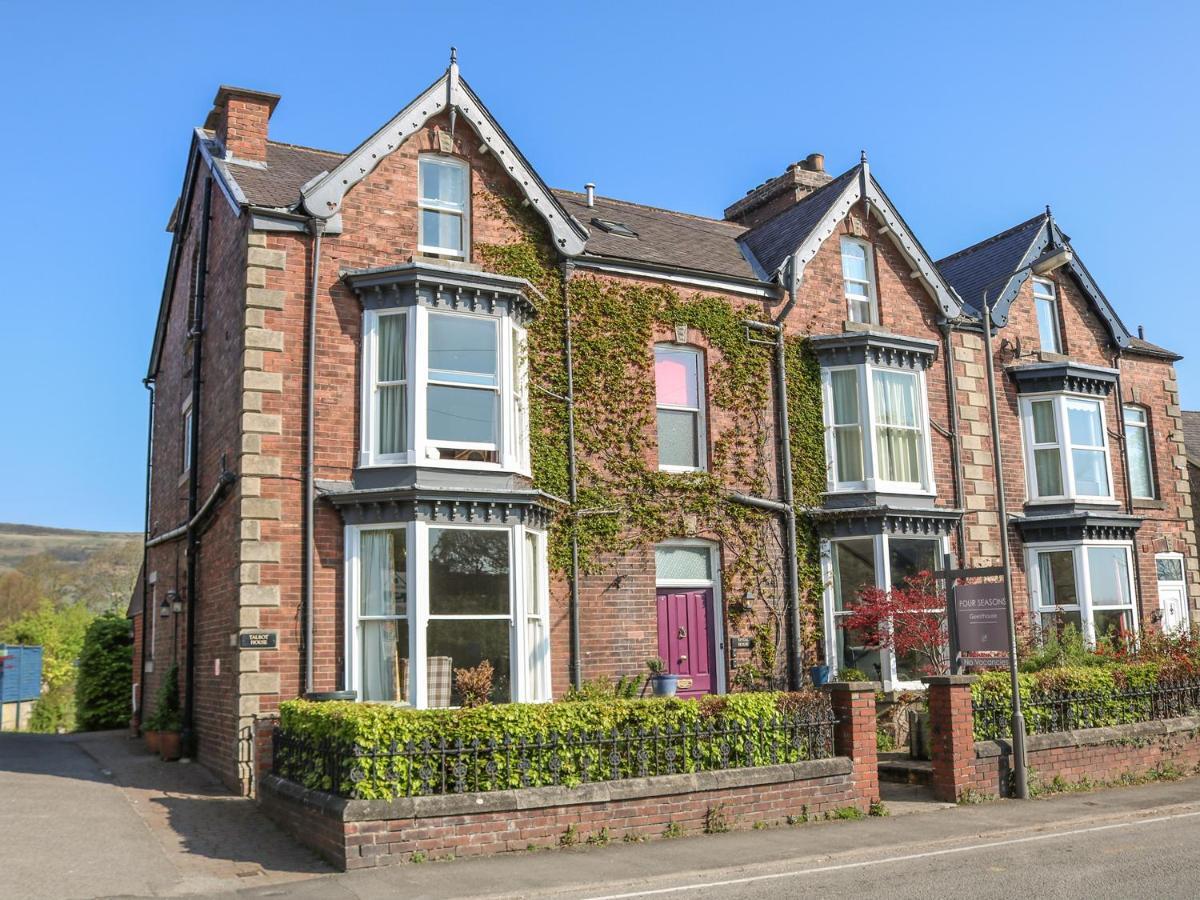 Talbot House Ferienhaus Castleton (Derbyshire)